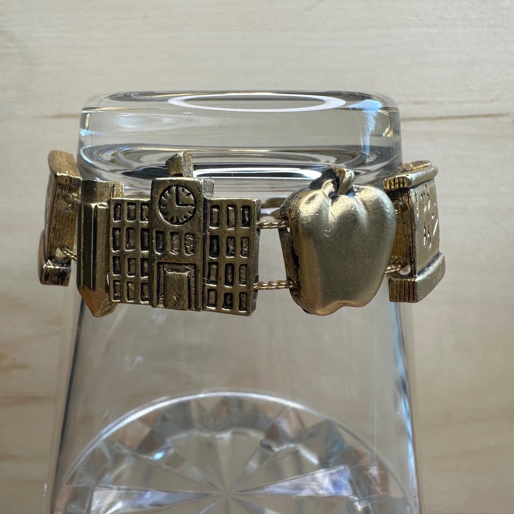 Women Bracelet OS Gold Good Schoolhouse Apple Teacher School Core Retro Gift